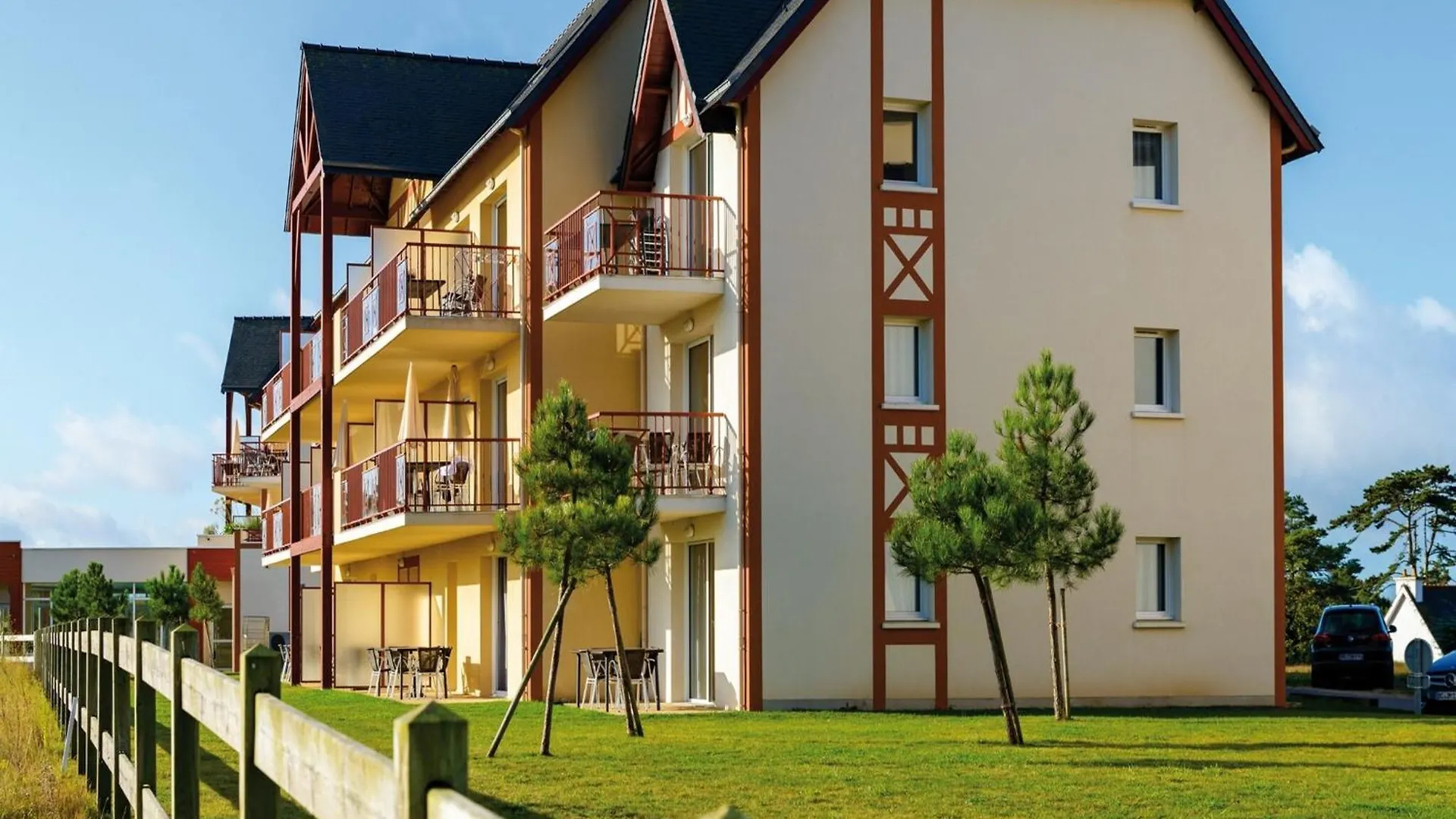 Cozy Apartment Near The Cliffs Of Cap Fr Hel Sables-dʼOr-les-Pins
